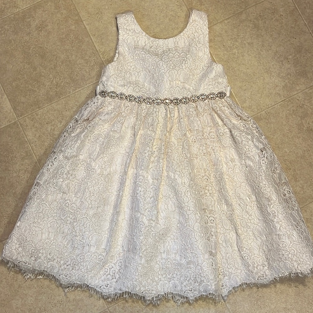 NWOT American Princess dress, ivory w/gold accents. Size 4 Beautiful!